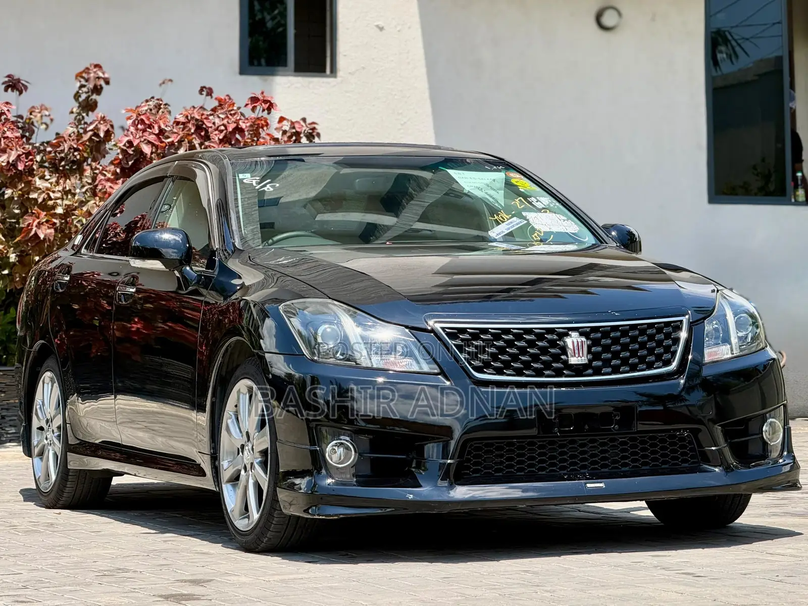 Toyota Crown 2010 Black
