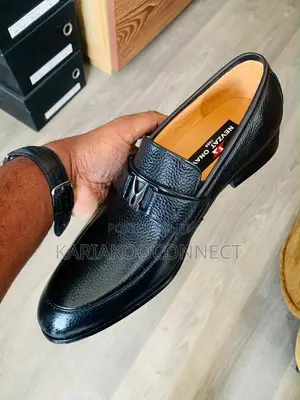 Men's Leather Buckle Loafers