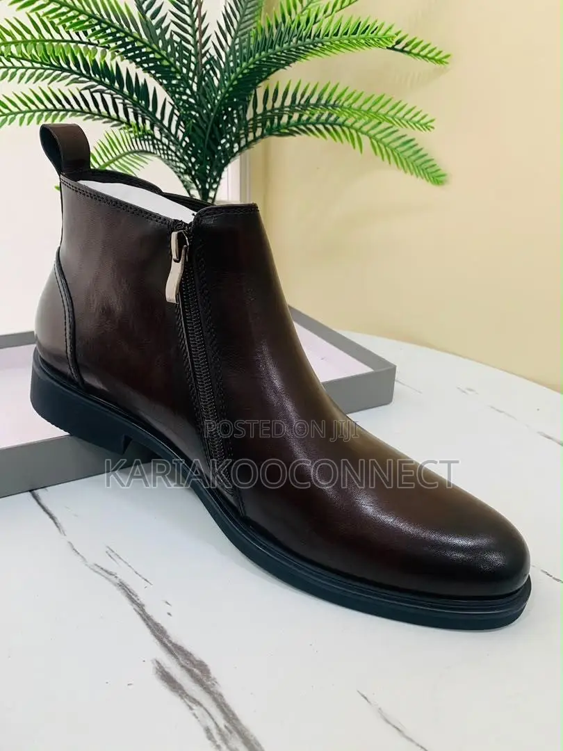 Men's Leather Chelsea Boots