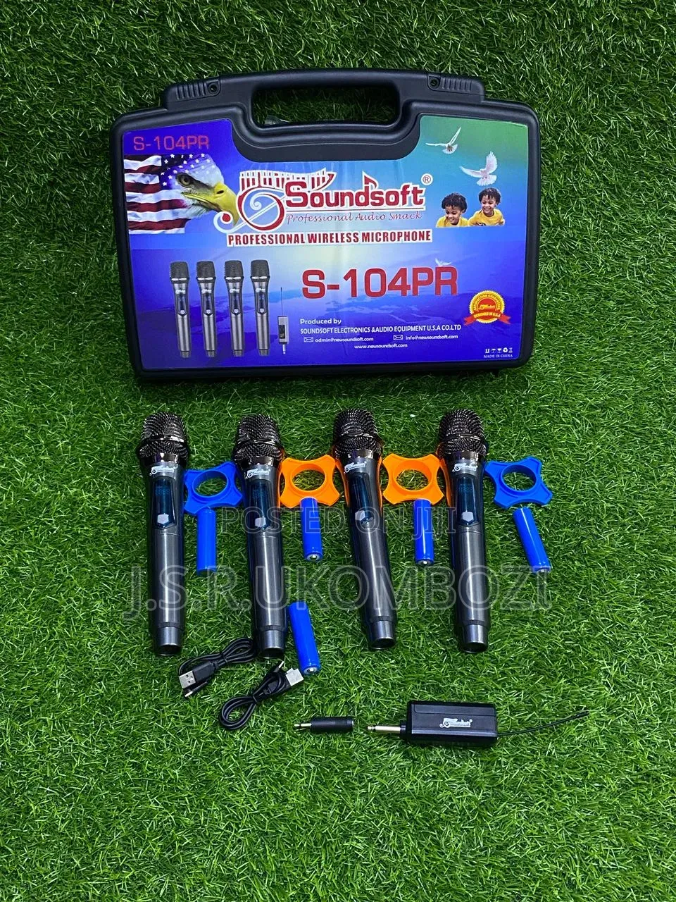 4 Professional Microphone Sound Soft S-104pr