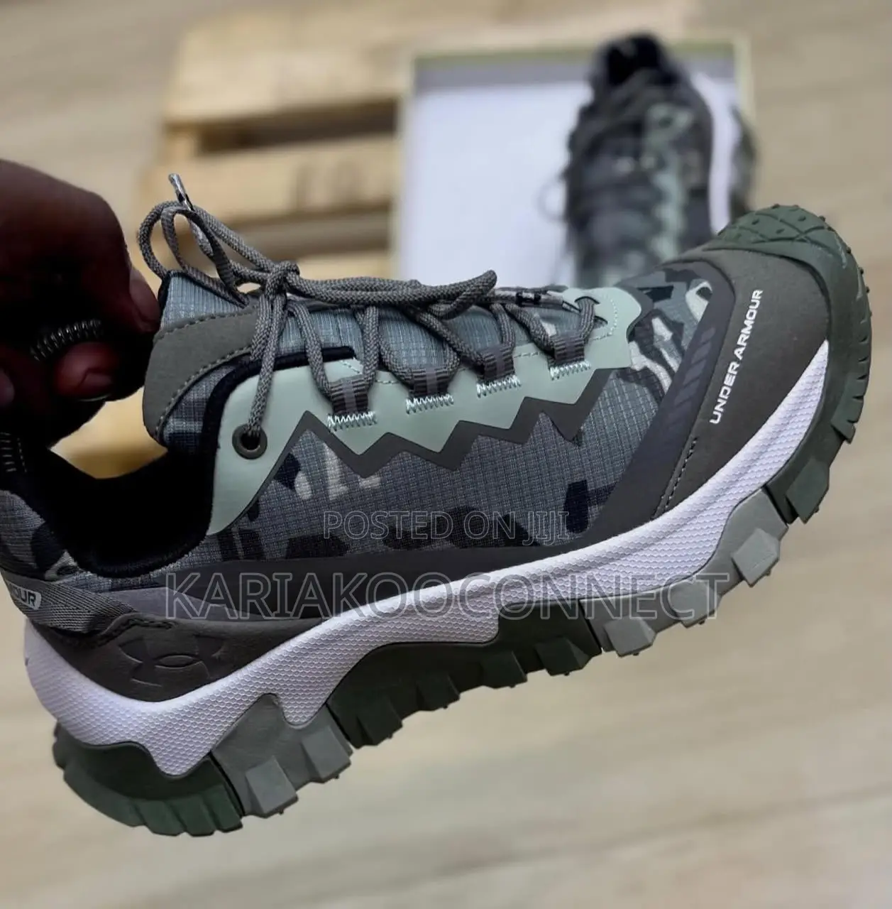 Under Armour Trail Sneakers