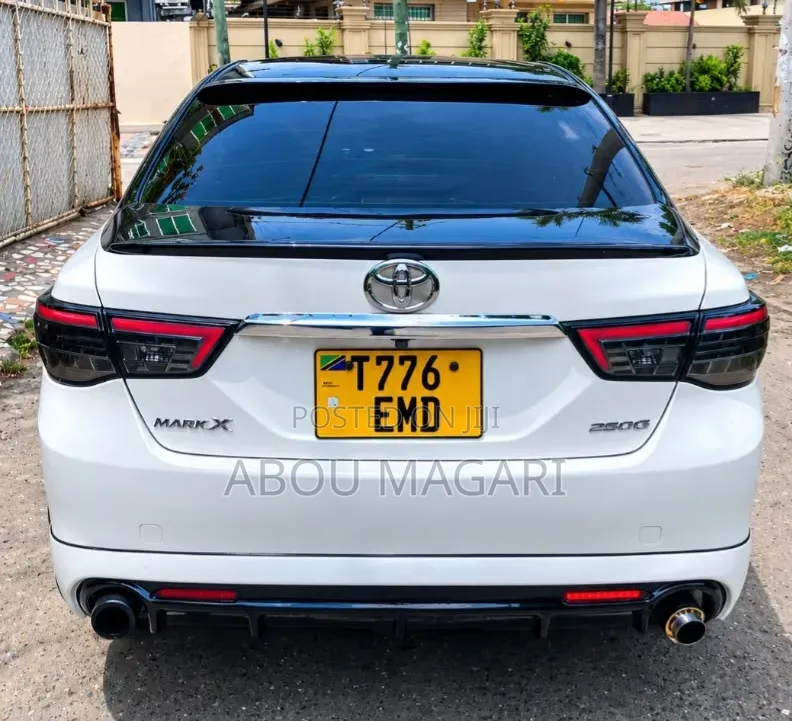 Toyota Mark X 3.0 RWD 2009 White