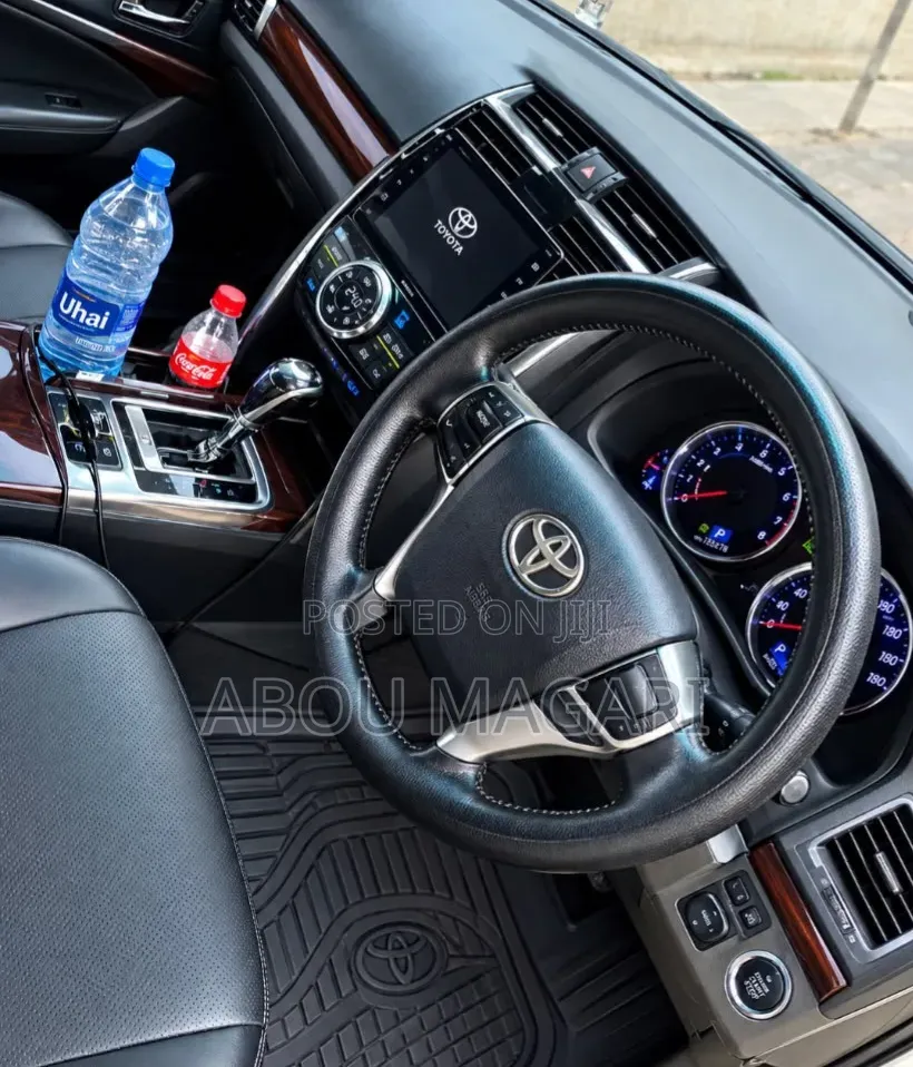 Toyota Mark X 3.0 RWD 2009 White