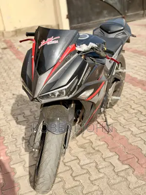 Honda 2019 Black