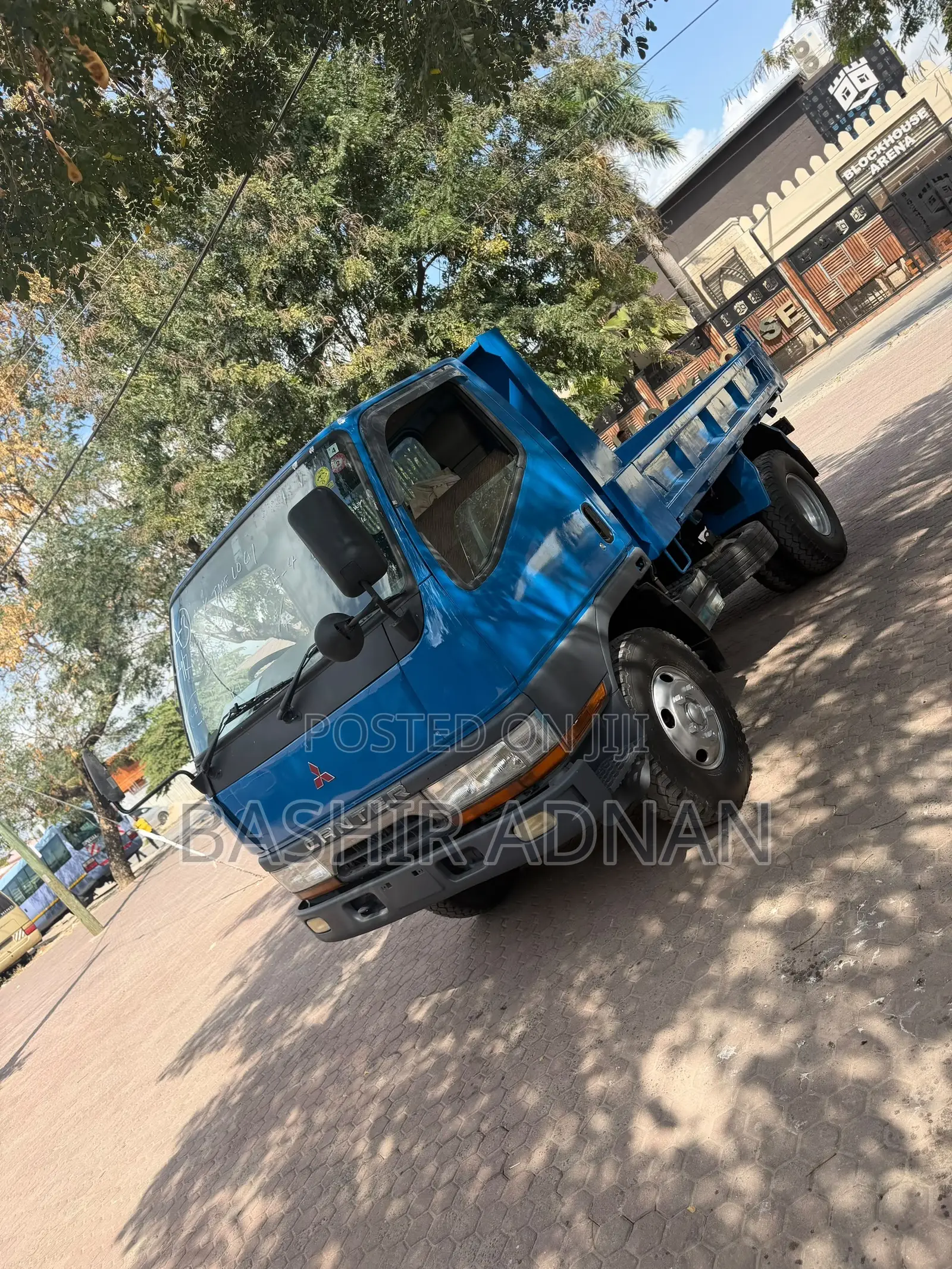 Mitsubishi Canter Tipper Up Spring Juu 2.5 Tonnes Unregistered(mpya).