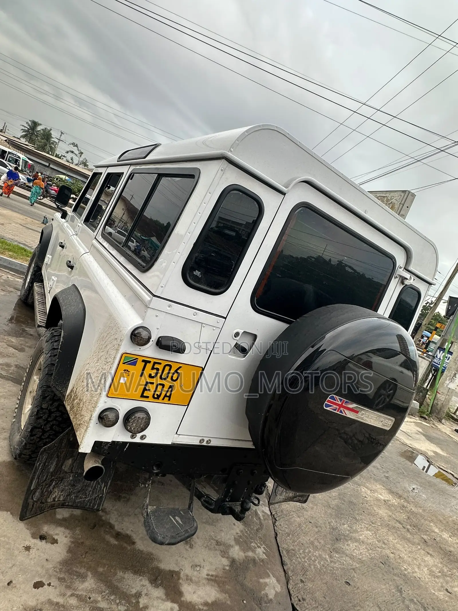 Land Rover Defender 2014 White