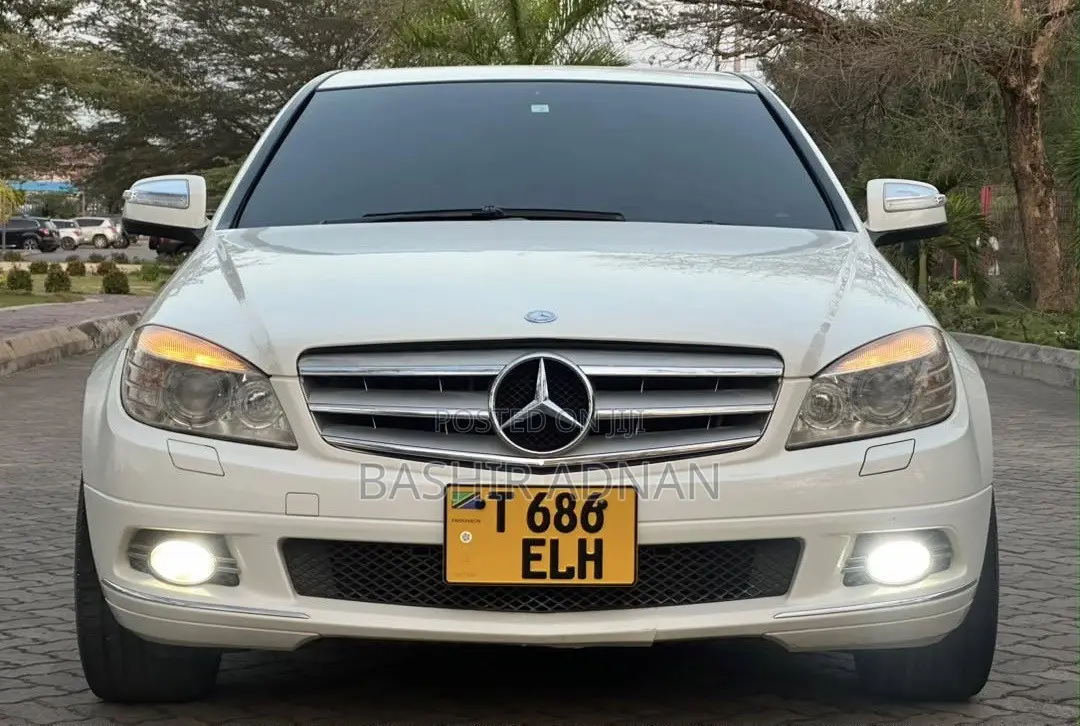 Mercedes-Benz C-Class 2007 White