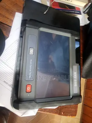 OTDR(Optical Time-Domain Reflectometer) HSV-600 Series.