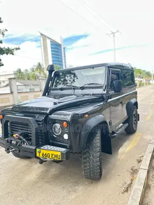 Land Rover Defender 2015 Matt Black
