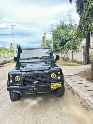 Land Rover Defender 2015 Matt Black