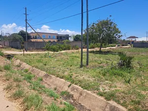 Kiwanja Kinauzwa Mbweni Mpiji
