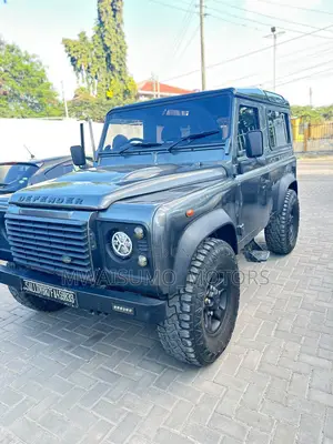 Land Rover Defender 2015 Gray