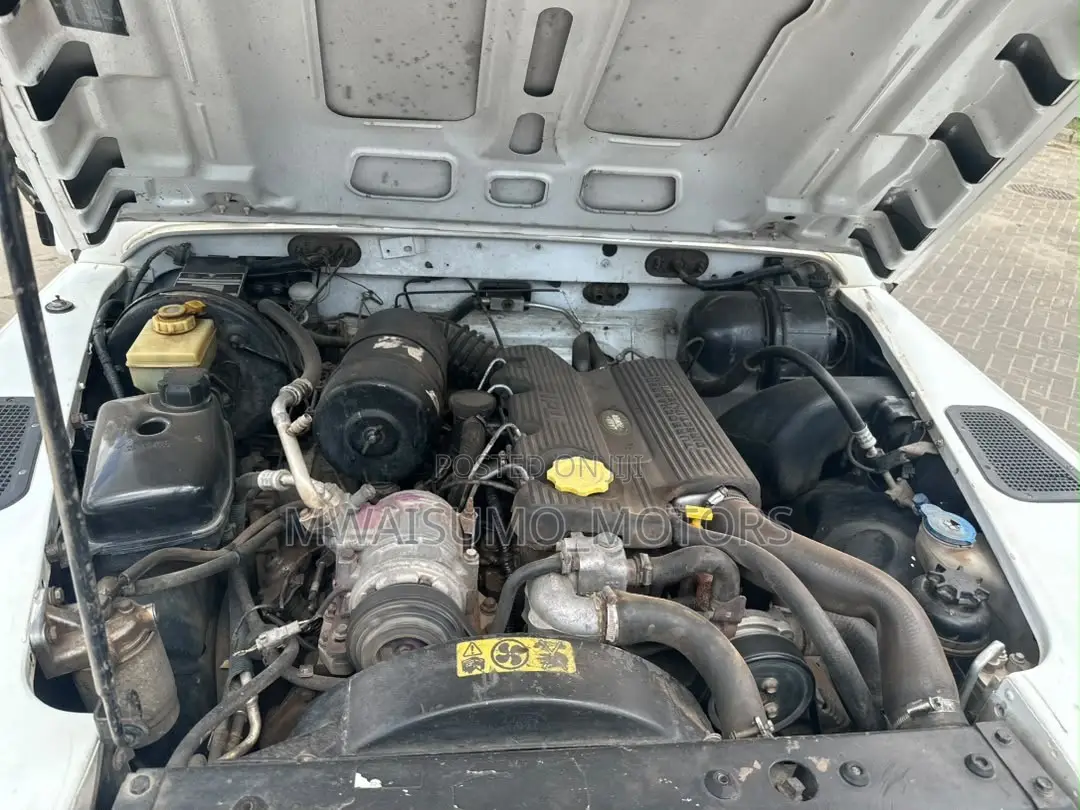Land Rover Defender 2015 Gray
