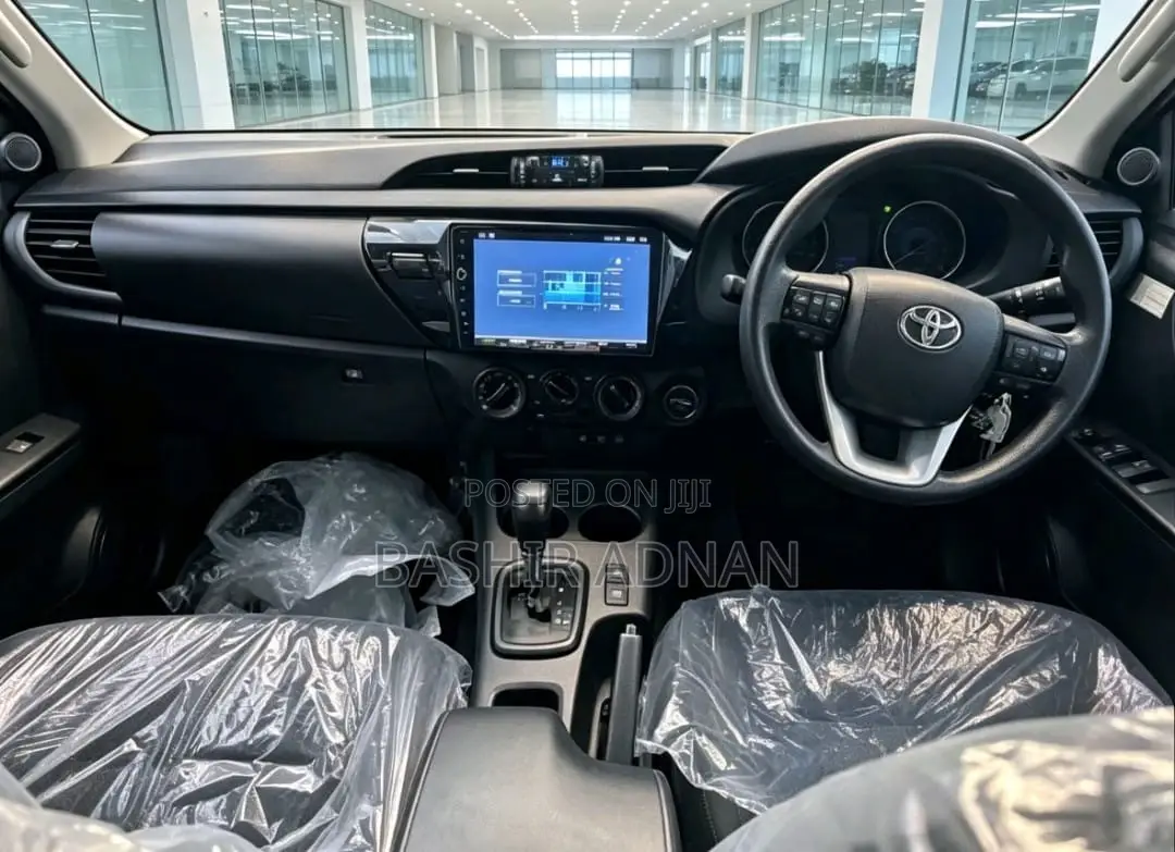 Toyota Hilux Revo Double Cab Deisel 2.4 AWD 2019 Matt Black