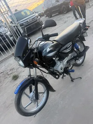 Bajaj Boxer 125 2024 Black