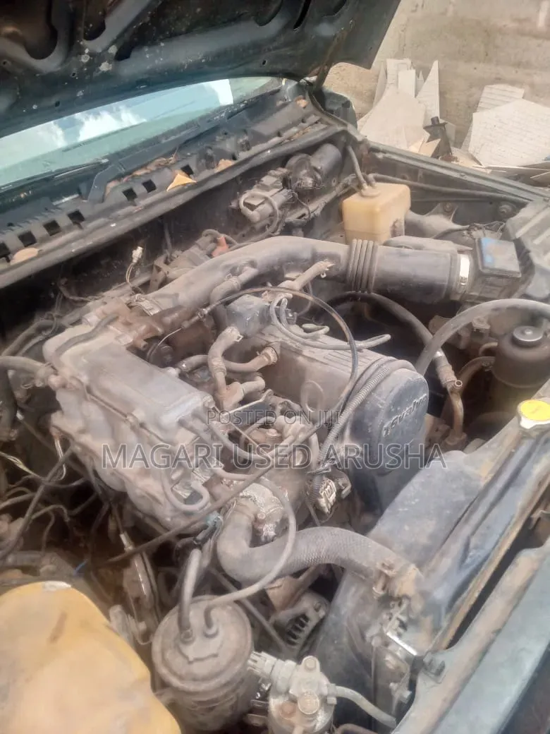Suzuki Escudo 1998 Black