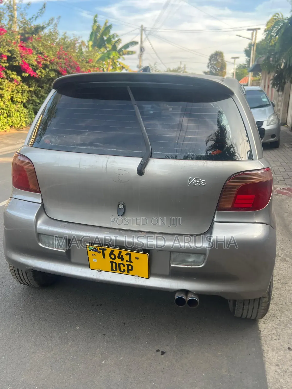 Toyota Vitz 2004 Gold