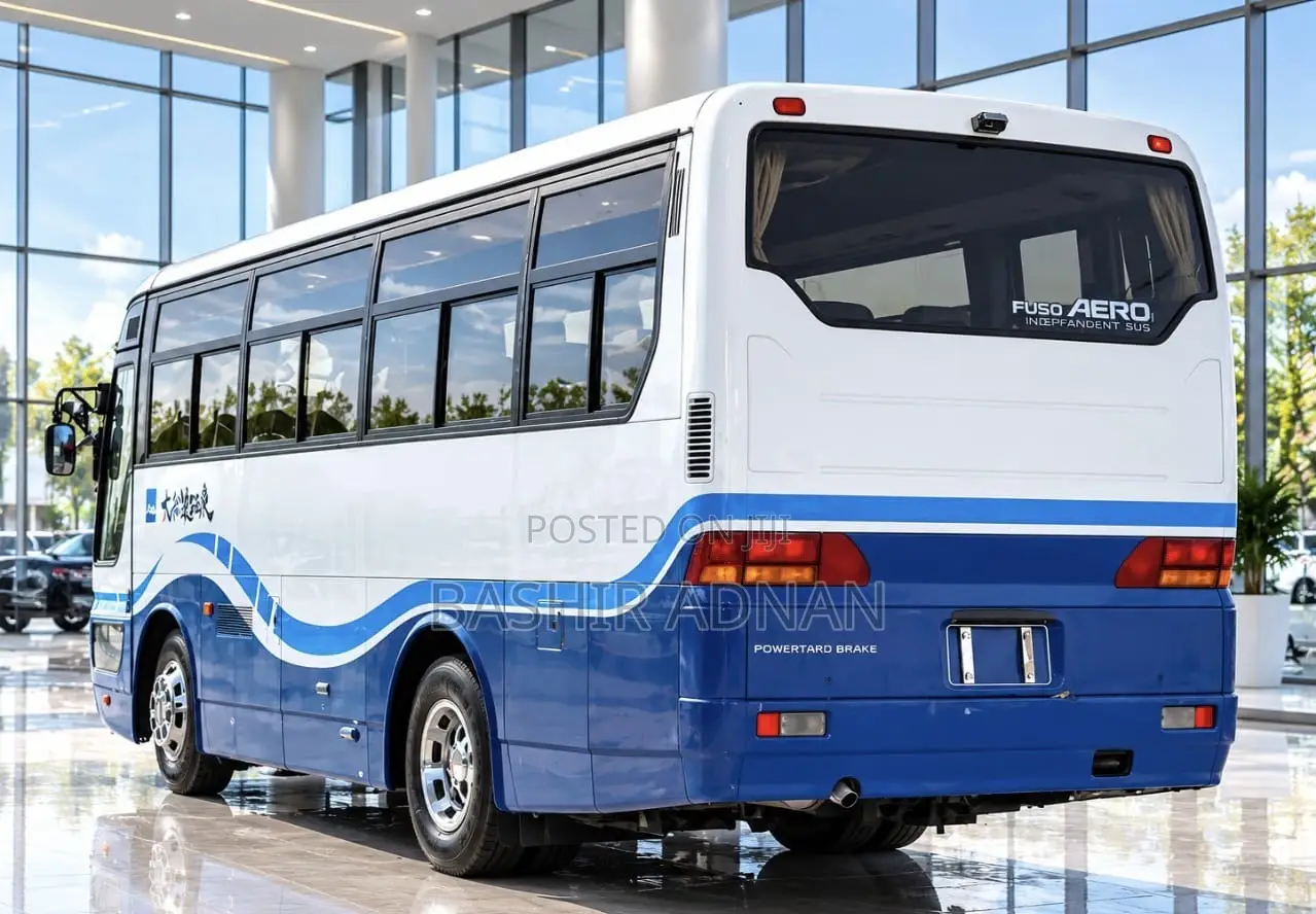 Mitsubishi Fuso Aero Bus 2003 White