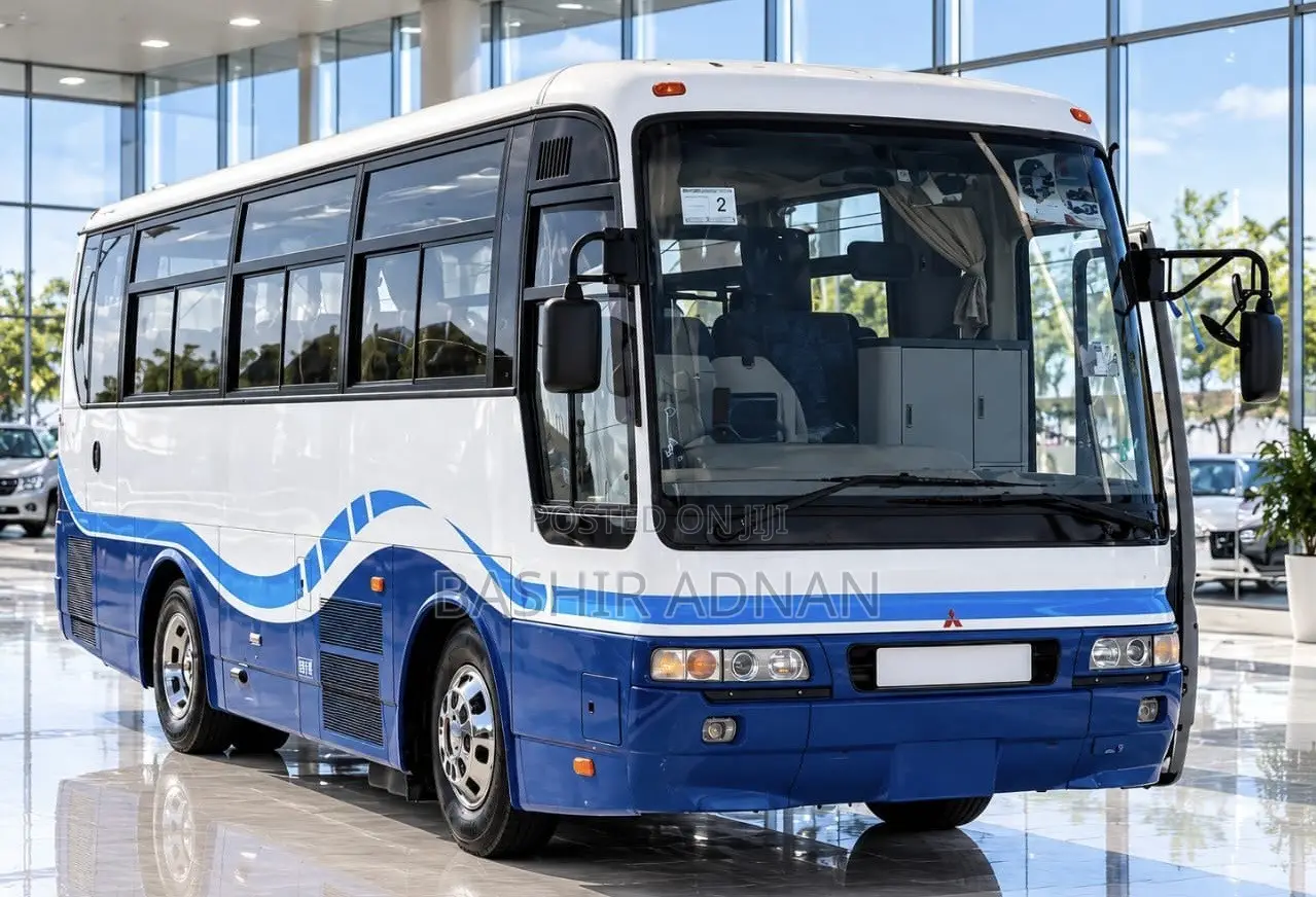 Mitsubishi Fuso Aero Bus 2003 White