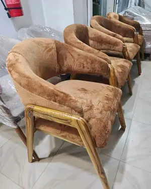 Armchair Za Mbao Ngumu Nzuri Na Imara