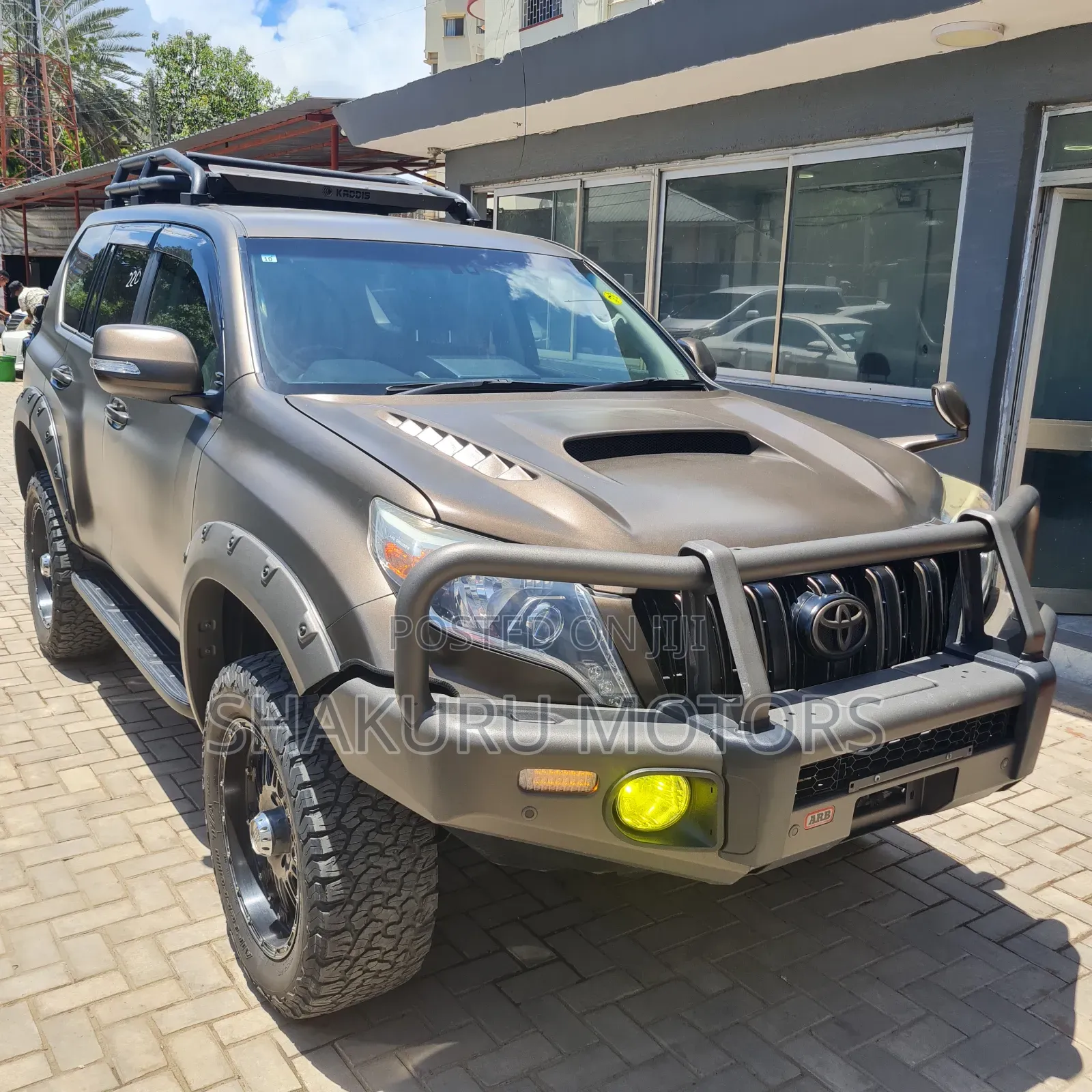 Toyota Land Cruiser 2014 Brown
