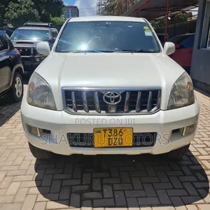 Toyota Land Cruiser Prado 2007 White