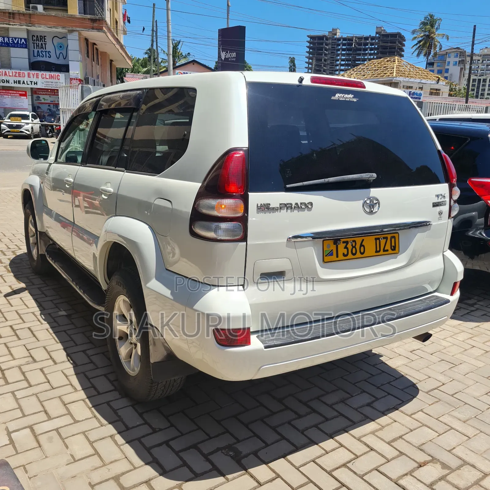 Toyota Land Cruiser Prado 2007 White