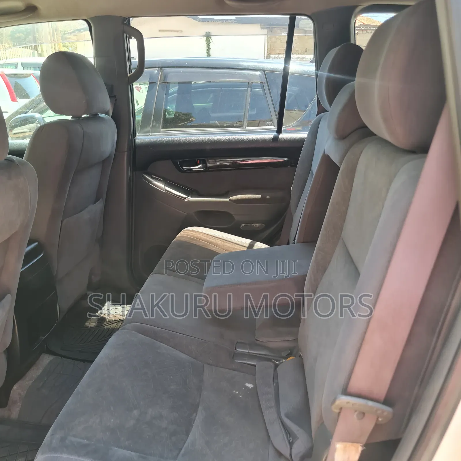 Toyota Land Cruiser Prado 2007 White