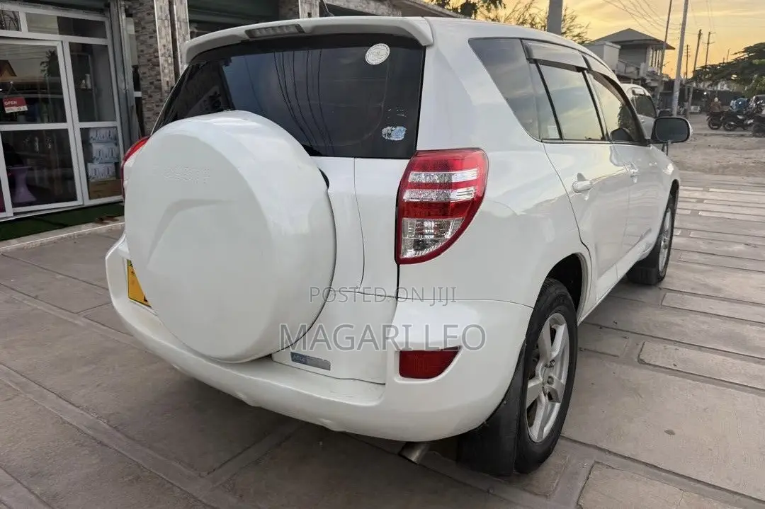 Toyota RAV4 2.0 4x4 2007 White