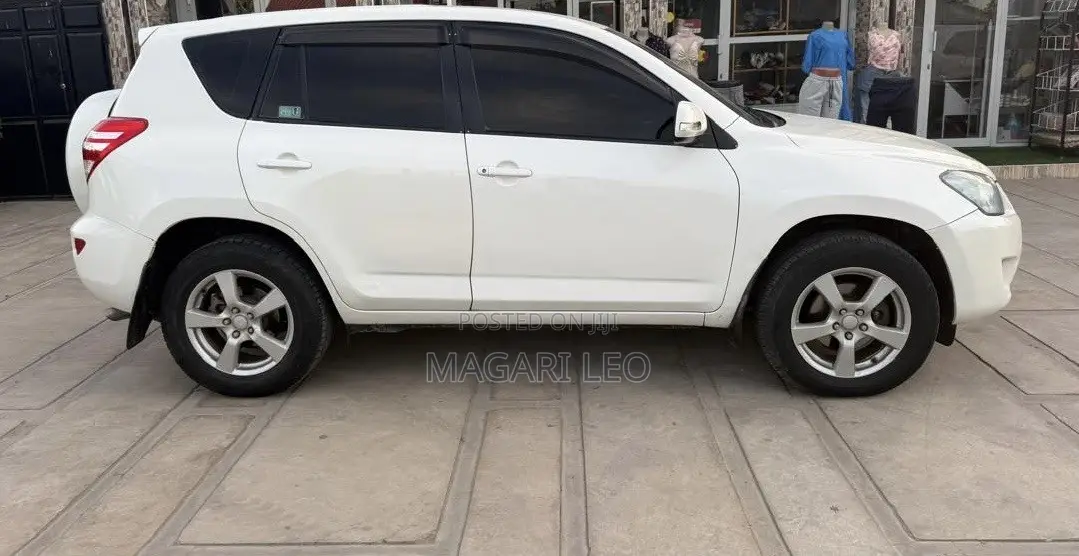 Toyota RAV4 2.0 4x4 2007 White