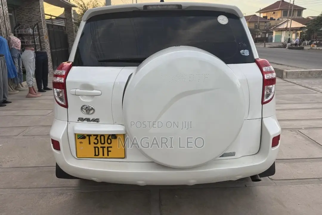 Toyota RAV4 2.0 4x4 2007 White