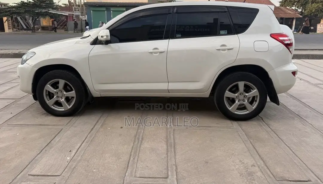 Toyota RAV4 2.0 4x4 2007 White