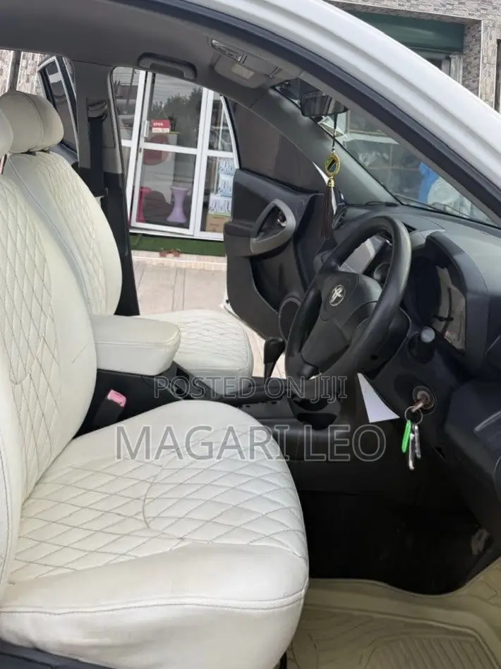 Toyota RAV4 2.0 4x4 2007 White