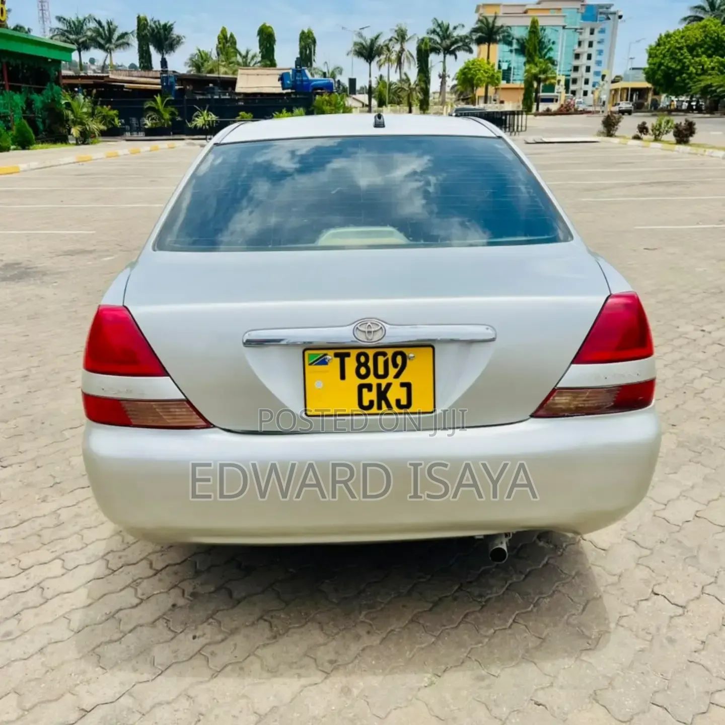 Toyota Mark II 2004 Silver