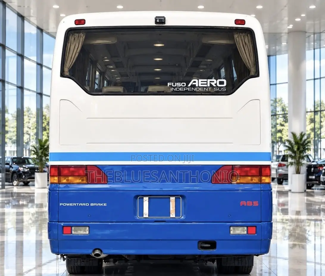 Mitsubishi Fuso Aero Bus 2003 Blue