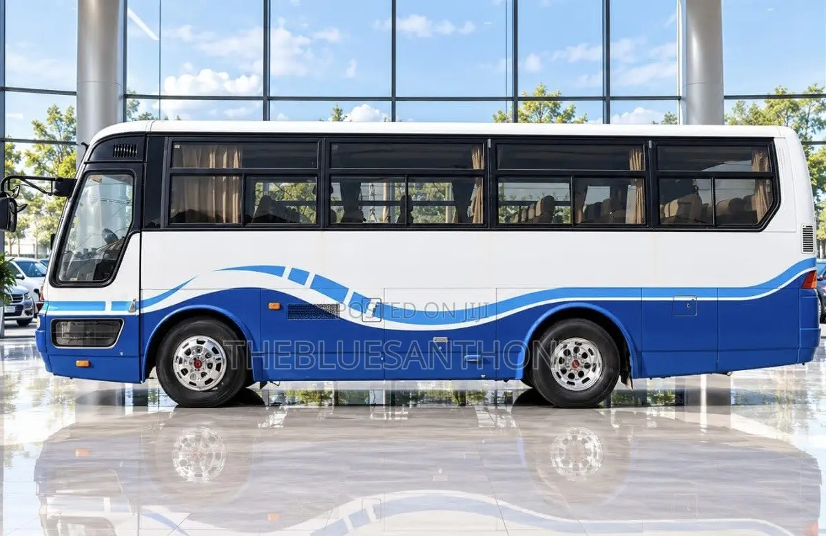 Mitsubishi Fuso Aero Bus 2003 Blue