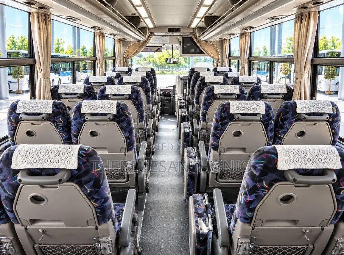 Mitsubishi Fuso Aero Bus 2003 Blue