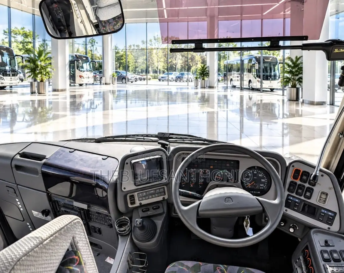Mitsubishi Fuso Aero Bus 2003 Blue