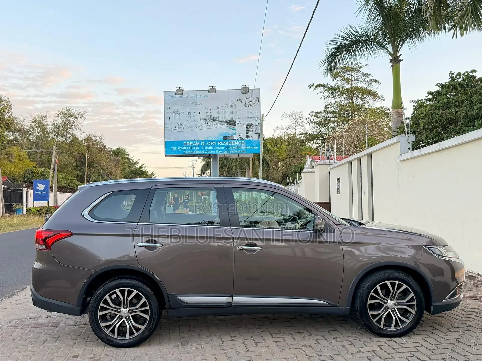 Mitsubishi Outlander 2015 Beige