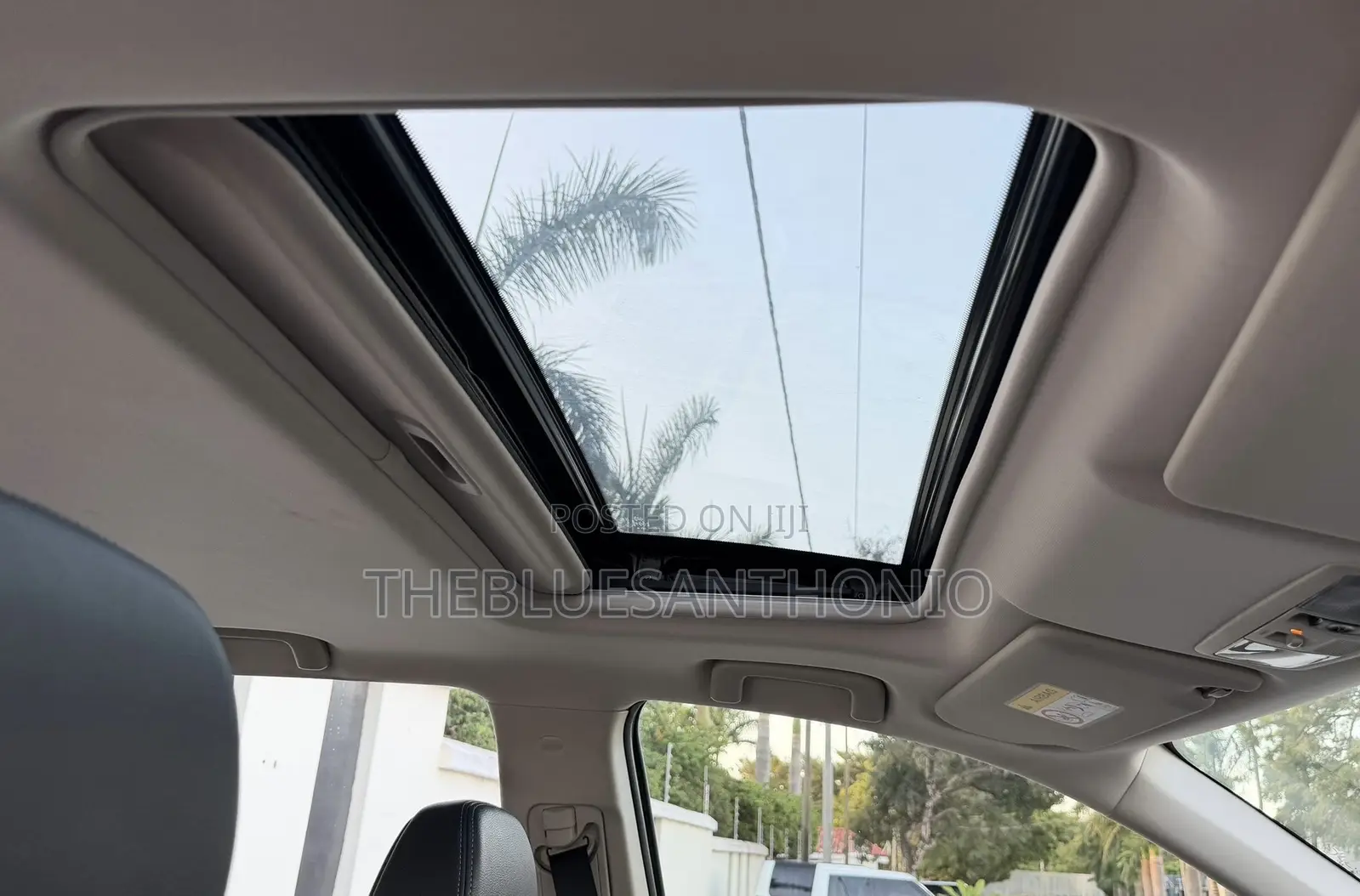 Mitsubishi Outlander 2015 Beige