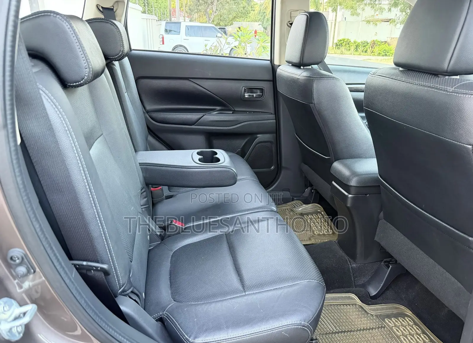 Mitsubishi Outlander 2015 Beige
