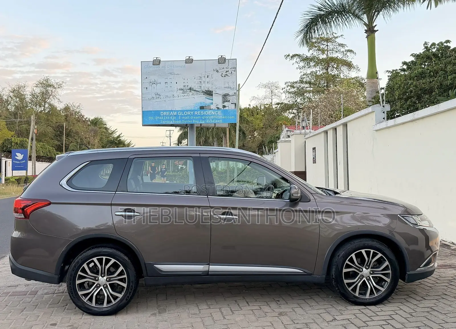 Mitsubishi Outlander 2015 Beige