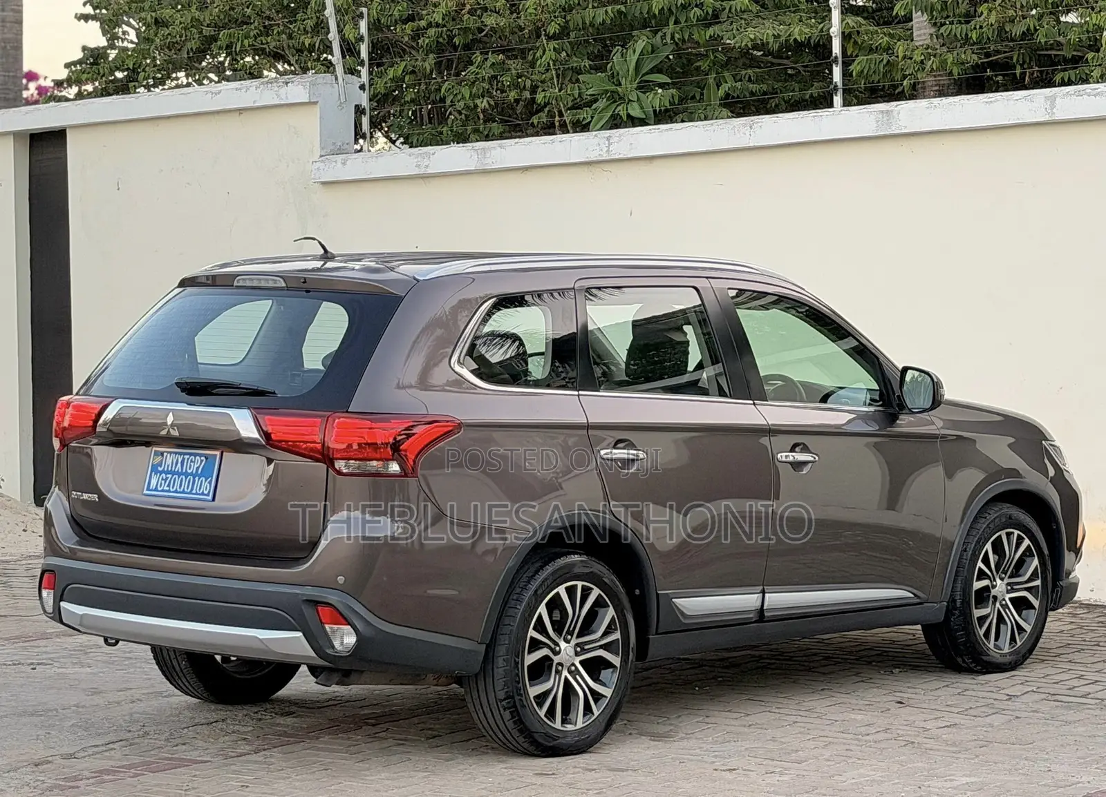 Mitsubishi Outlander 2015 Beige