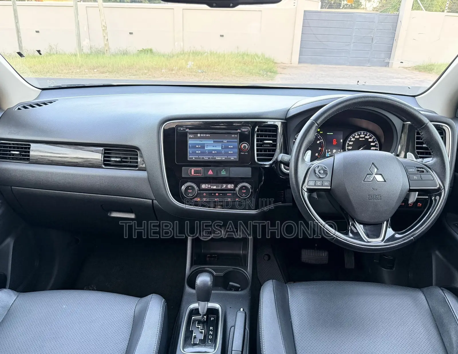 Mitsubishi Outlander 2015 Beige