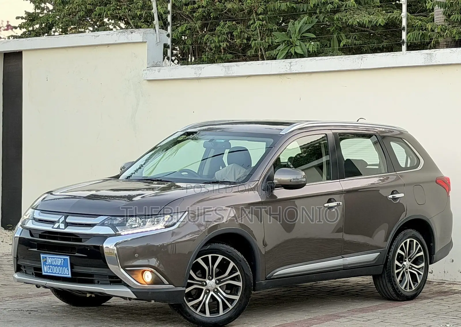 Mitsubishi Outlander 2015 Beige