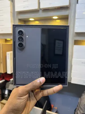 New Samsung Galaxy Z Fold8 Ultra 256 GB Black