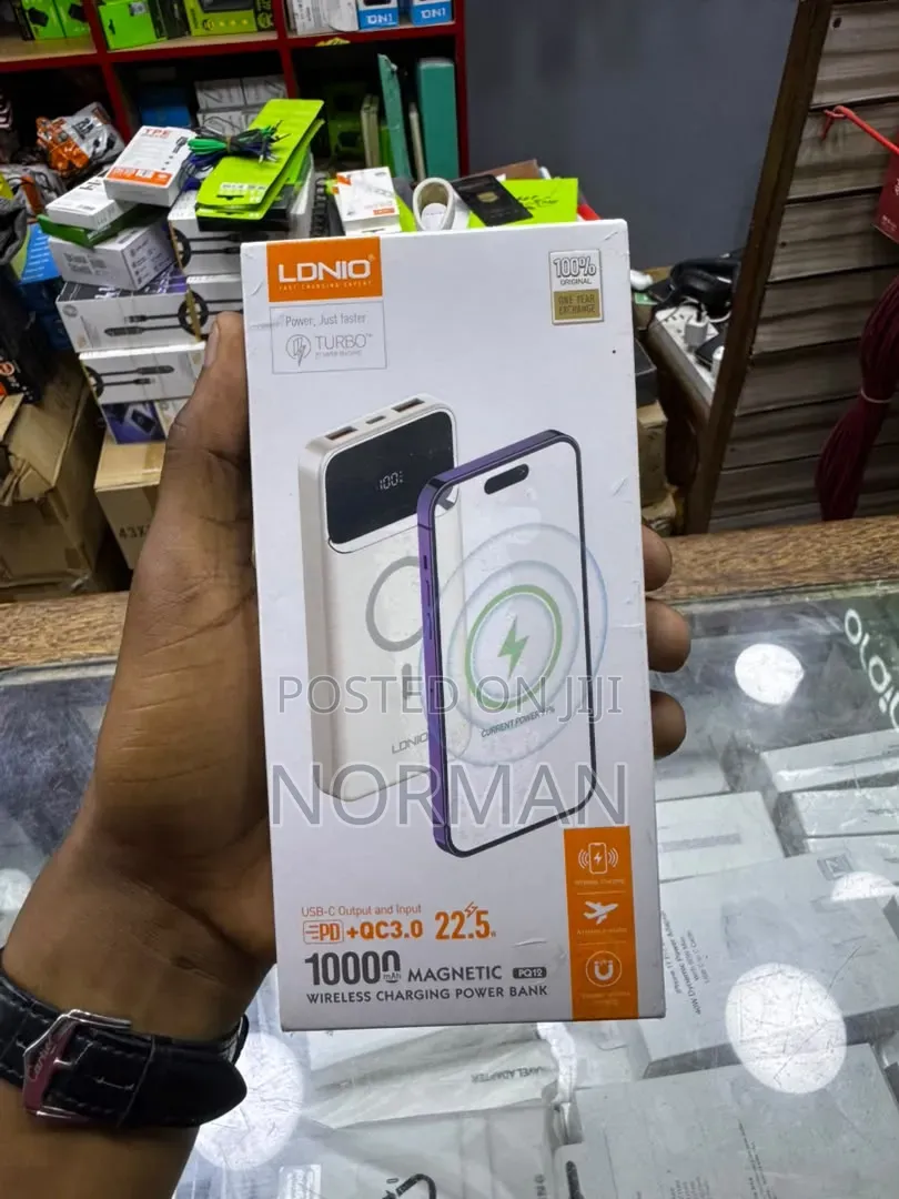 Magnetic Power Bank