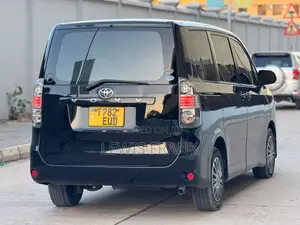 Toyota Noah 2008 Black
