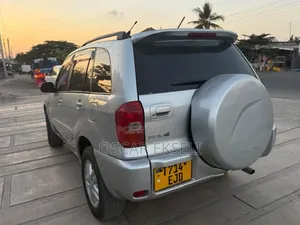Toyota RAV4 2005 Silver