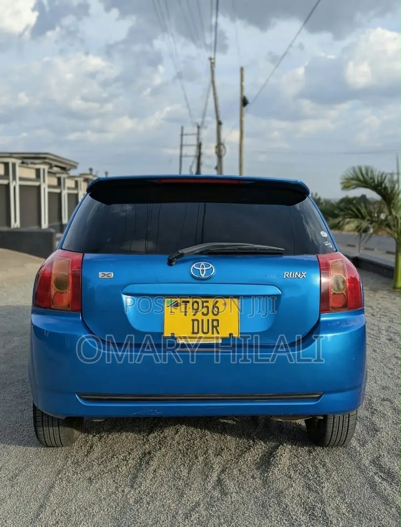 Toyota Corolla RunX 2005 Blue